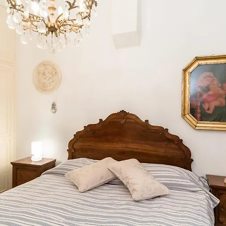 Downtown Flat Chiavari